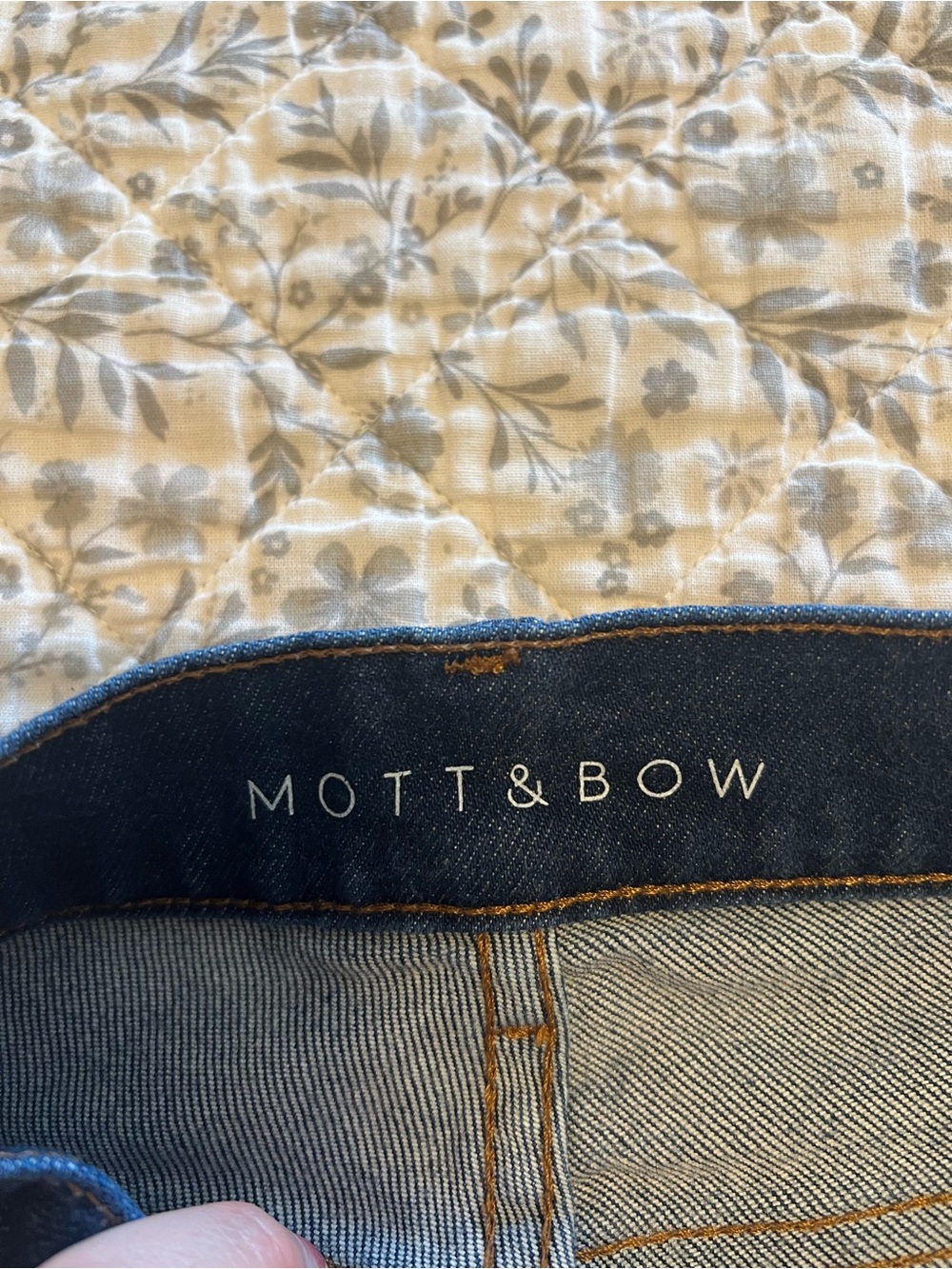 Mott & Bow Boyfriend Jeans Dark Wash Stretch Denim Women’s 29 W29 L30 - Picture 5 of 5